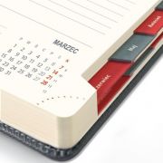 kalendarz dzienny książkowy